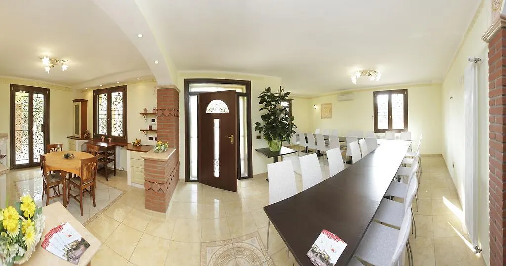Borgo Dei Sensi Bed and Breakfast Casumaro